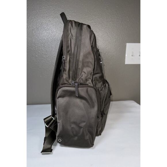 Tumi Voyageur Carson Backpack Taupe Leather Trim Laptop Travel Lightweight Bag - Picture 2 of 15